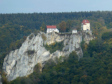 Felsen, Ruinen und Höhlen im Donautal